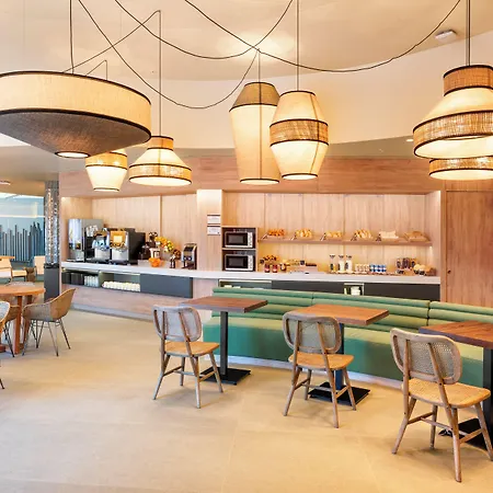 Отель Algarve Ольян